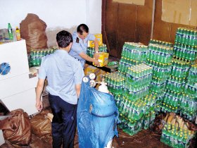 省長收舉報信牽出假名牌飲料生產窩點