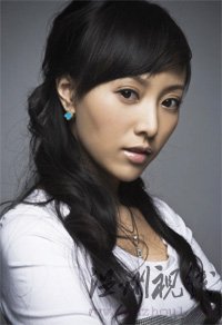 專訪韓一菲：會(huì)兌現(xiàn)全裸承諾最喜歡易建聯(lián)(視頻)