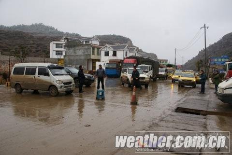 強(qiáng)冷空氣襲貴州 威寧等地現(xiàn)凝凍及降雪天氣