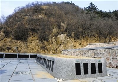 北京多家公墓已無現墓 市民全款購買期墓(圖)
