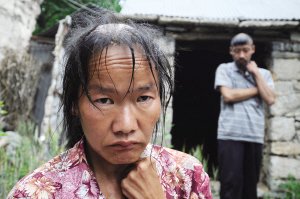 兄妹隱居深山20余年