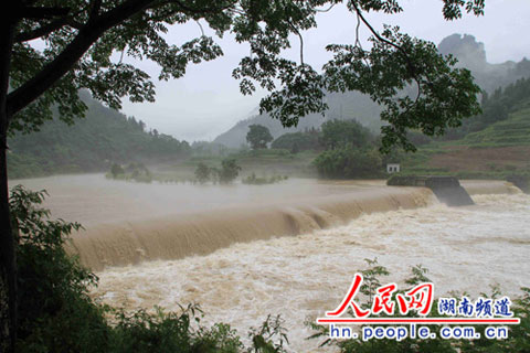 26日強降雨襲擊湘西北 湖南已啟動防汛四級響應
