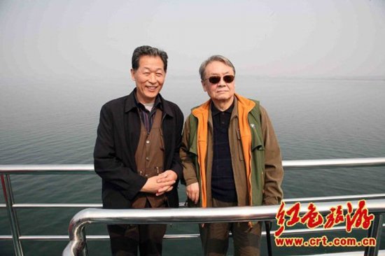 李實(原名毛遠(yuǎn)新)參觀南水北調(diào)工程