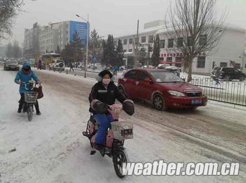 內(nèi)蒙古800余萬人受雪災(zāi) 今夜氣溫破-20℃迎來今年最低溫
