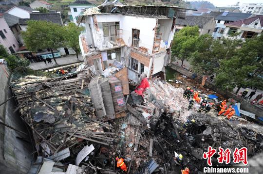寧波慈溪鍋爐爆炸事故現(xiàn)場