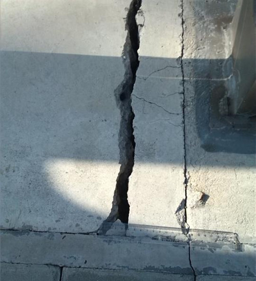 橋面裂縫是否是質量問題
