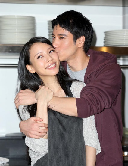 王力宏老婆李靚蕾照片 李靚蕾個(gè)人資料
