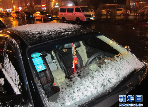 哈爾濱五月飄雪