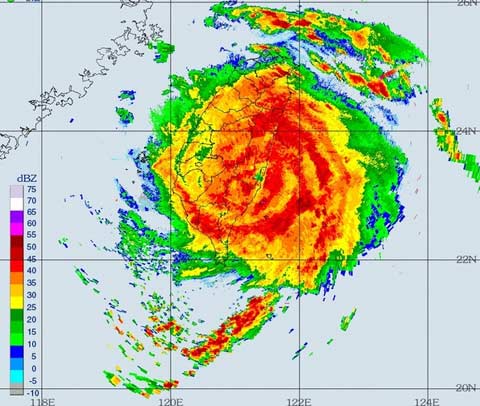 強(qiáng)臺(tái)風(fēng)麥德姆登陸臺(tái)灣