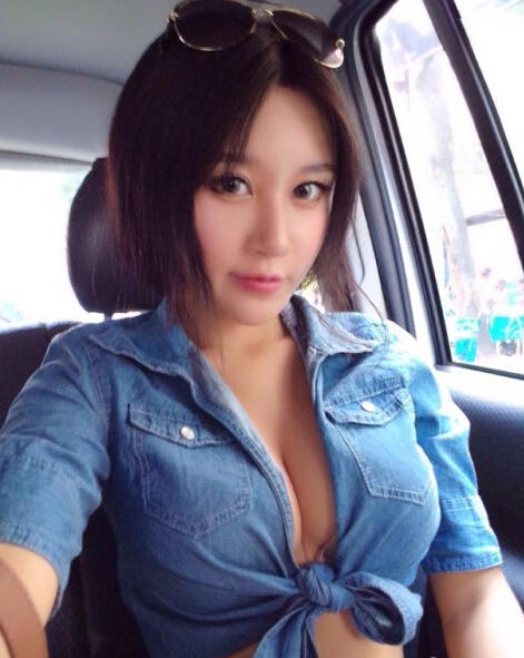 中國乳神生活照