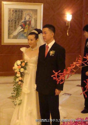 董潔潘粵明奉子成婚 2008年9月26日董潔潘粵明結婚