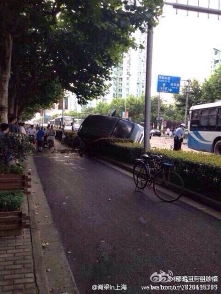 上海永泰路車(chē)禍現(xiàn)場(chǎng)