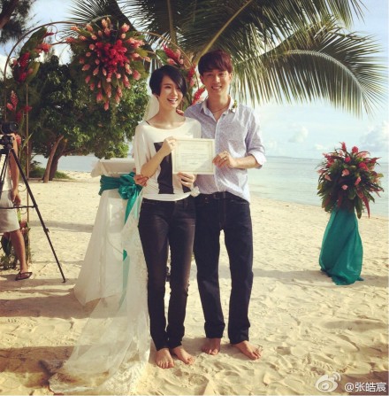 李承鉉戚薇結(jié)婚現(xiàn)場圖片