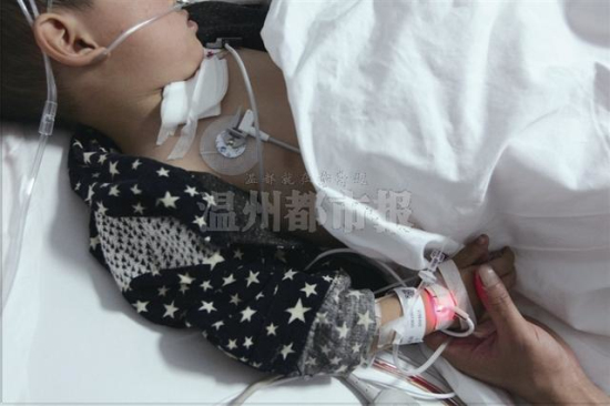 4歲男童玩剪刀戳進(jìn)頸部