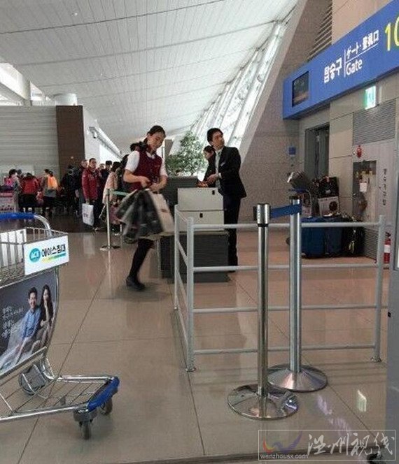 國航空姐購物致延誤登機(jī)