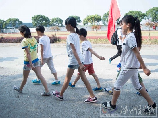 浙江師范大學(xué)暑期實(shí)踐“樂采清華”軍訓(xùn)活動