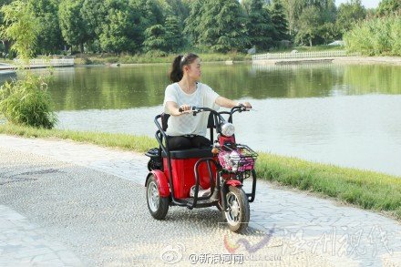 南陽女孩王娟因身體殘疾未被大學(xué)錄取