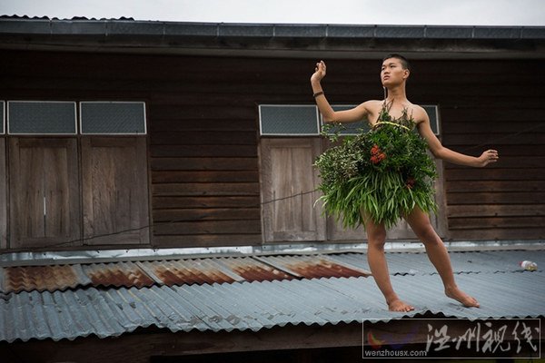 充滿魔性的時裝