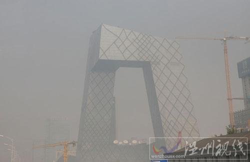 農(nóng)民秸稈焚燒致重霾