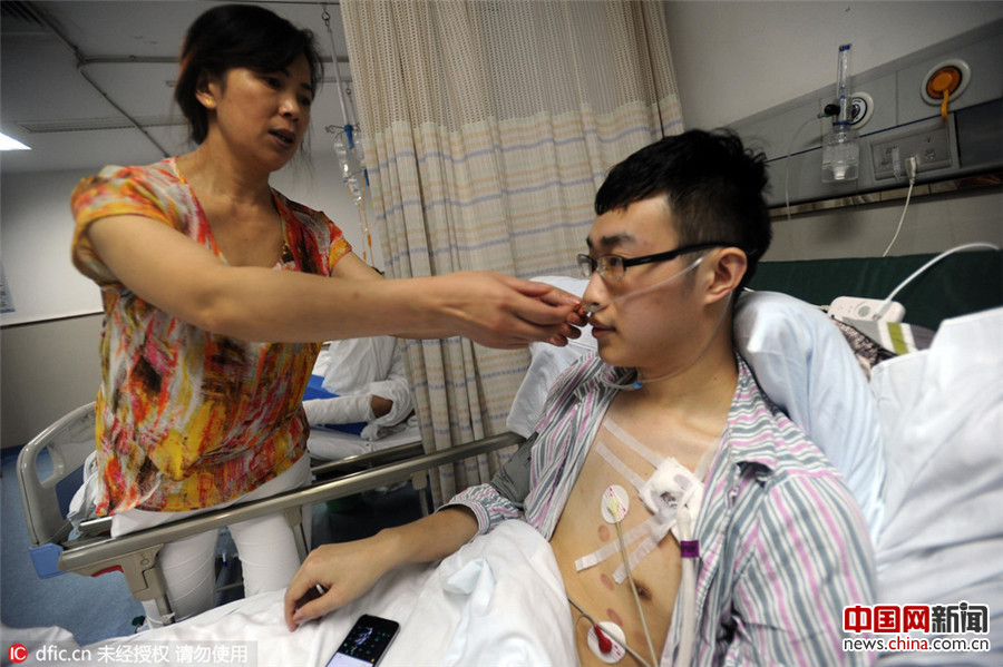 球迷吶喊吼破肺