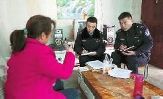 女子稱靠手摸治病