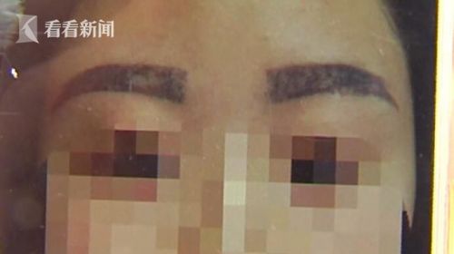 女子紋眉紋成關(guān)公