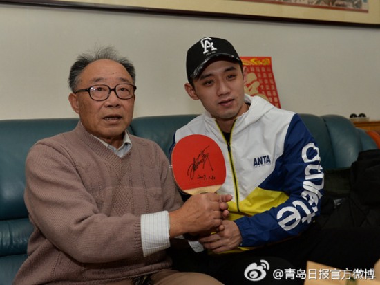 張繼科在老家認(rèn)親
