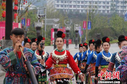 美國女孩中國鎮(zhèn)長