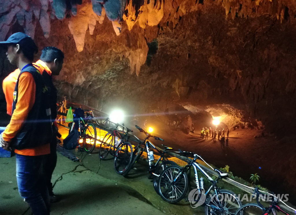 泰國一足球隊訓(xùn)練后進(jìn)入山洞 13人集體失蹤