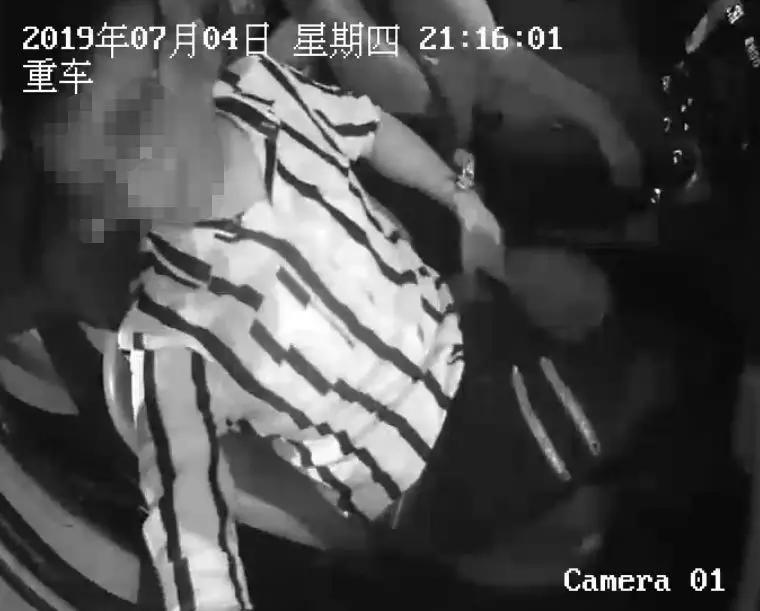 女司機(jī)夜遇咸豬手