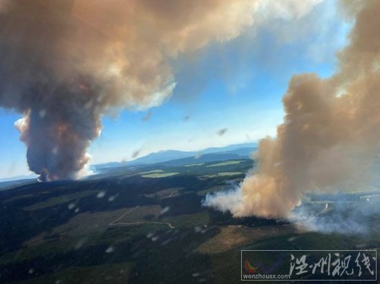 加拿大森林火災(zāi) 15小時(shí)內(nèi)火云引發(fā)710117次雷擊引發(fā)火災(zāi)